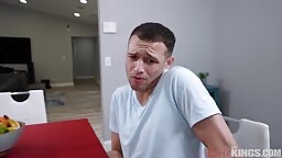 22 06 25 Brittany Andrews - Lunching On Stepmoms Ass